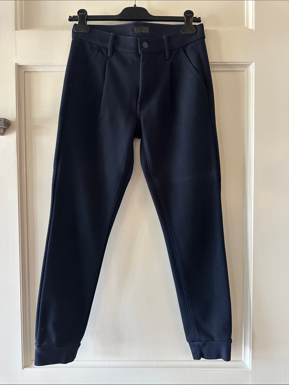 Women’s MOTHER brand Navy Dress Jogger Pants